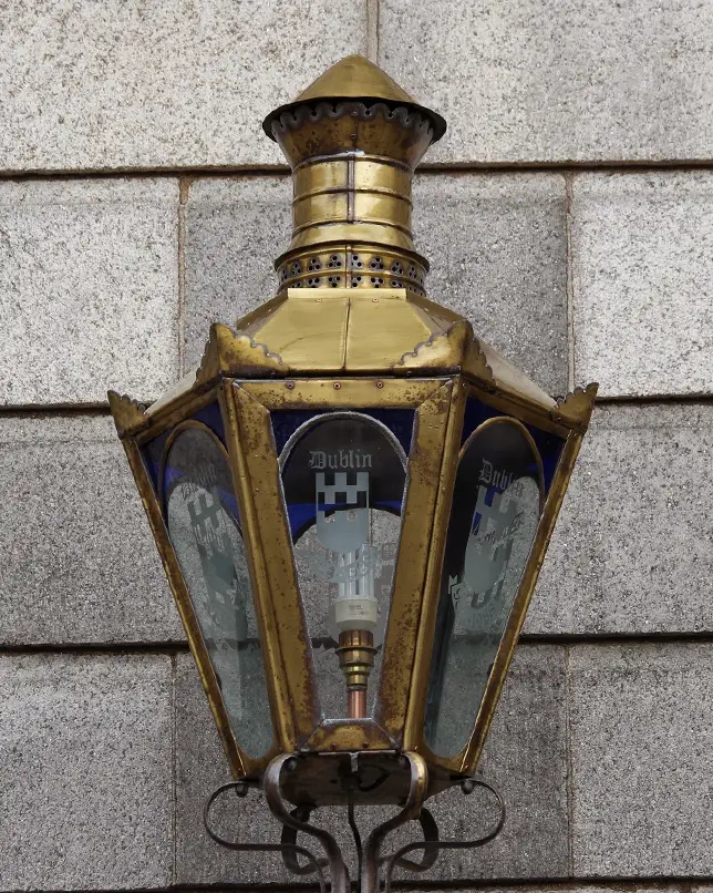 Dublin Lantern at Castle