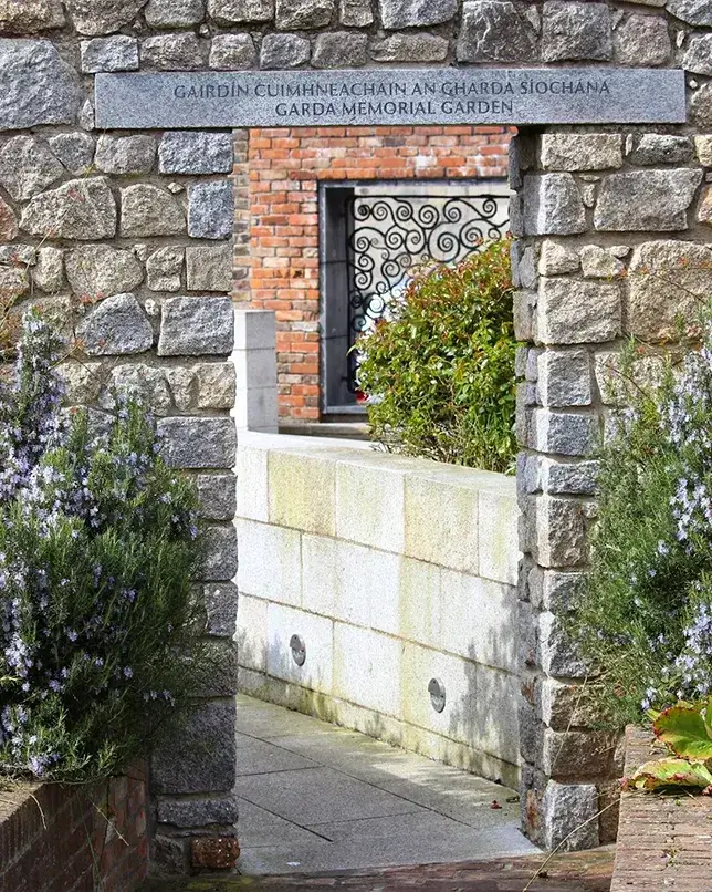 Garda Memorial Gardens