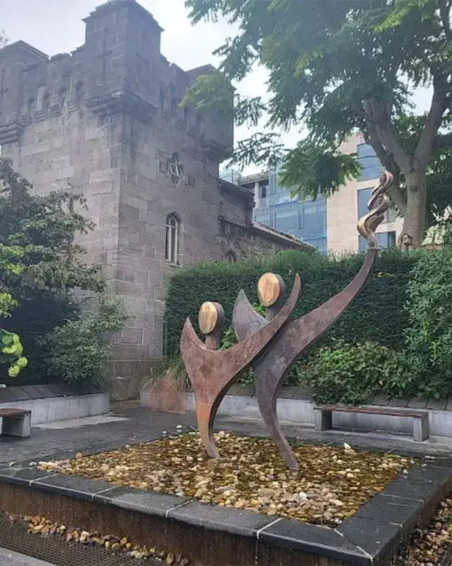 Scuplture